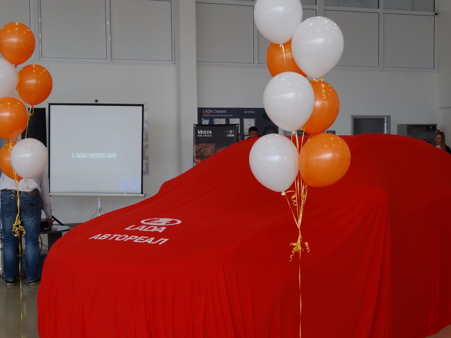 Презентация Vesta SW Cross в АвтоРеале